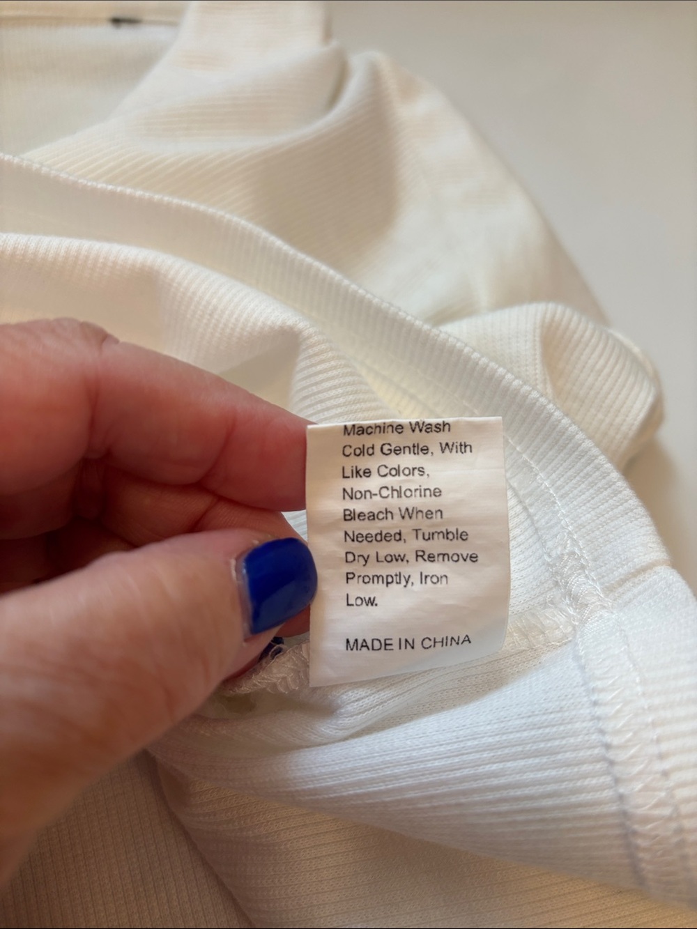 Cropped Polo Top in White - Relaxed Rib - see measurements - Picture 8 of 9
